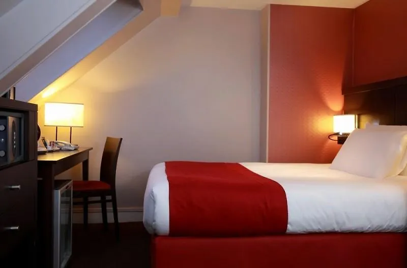 Hostel Le Village Montmartre By Hiphophostels *