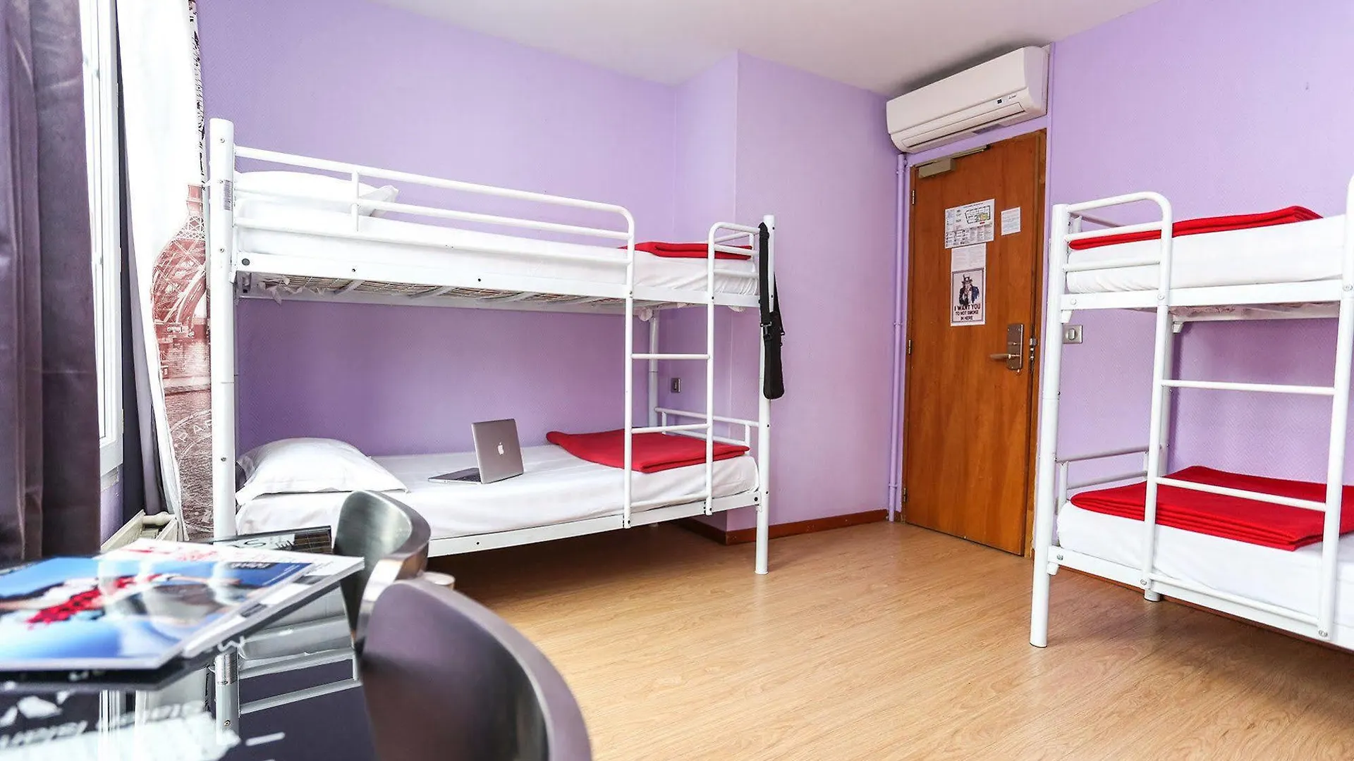 Hostel Le Village Montmartre By Hiphophostels